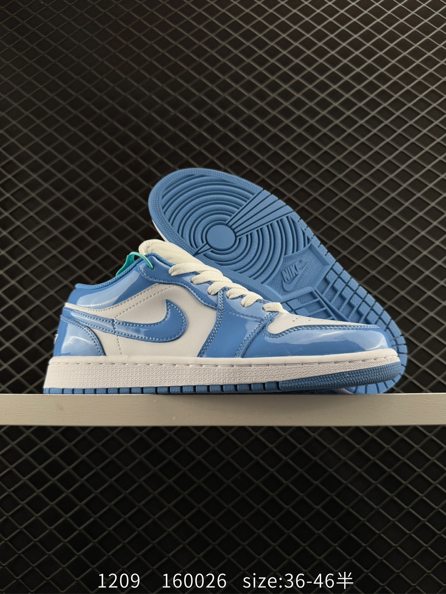Air Jordan 1 Low 